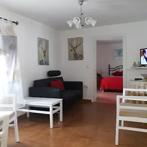 https://piso-de-la-ermita-malaga-29650.1costadelsol.com